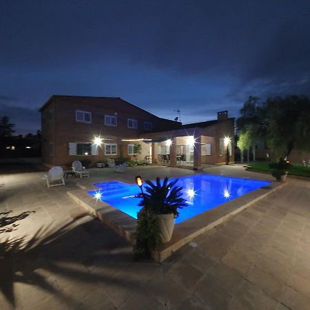 Bed and Breakfast Maravisa La Pobla de Vallbona Esterno foto