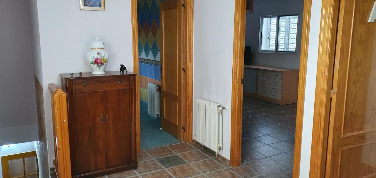 Bed and Breakfast Maravisa La Pobla de Vallbona Esterno foto